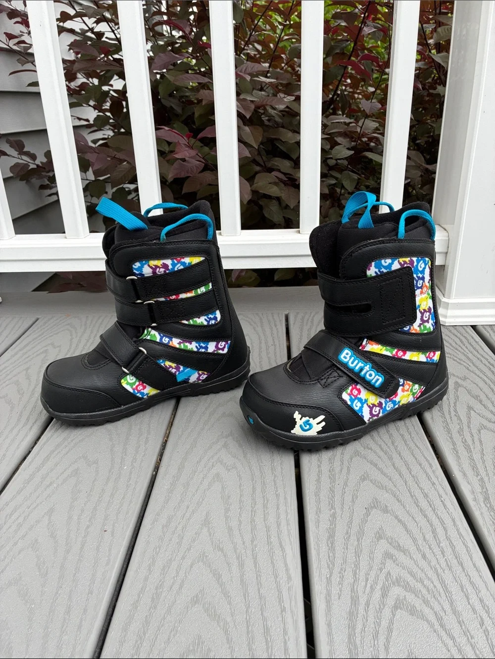 Burton Kids' Grom Snowboard Boots Black with Multicolor Accents Size 4